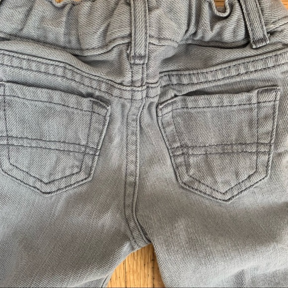 🌟3/$15🌟The Children's Place Grey Wash Skinny Jeans Baby Size 6-9M - Picture 4 of 9
